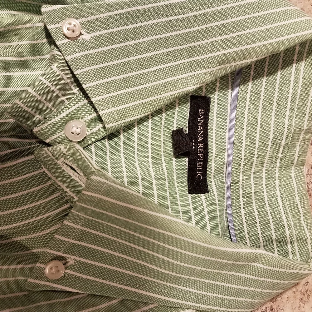 Mens Banana Republic shirt